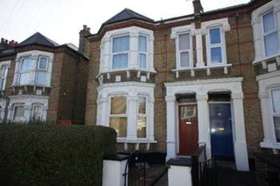 2 bedroom Flat for s...